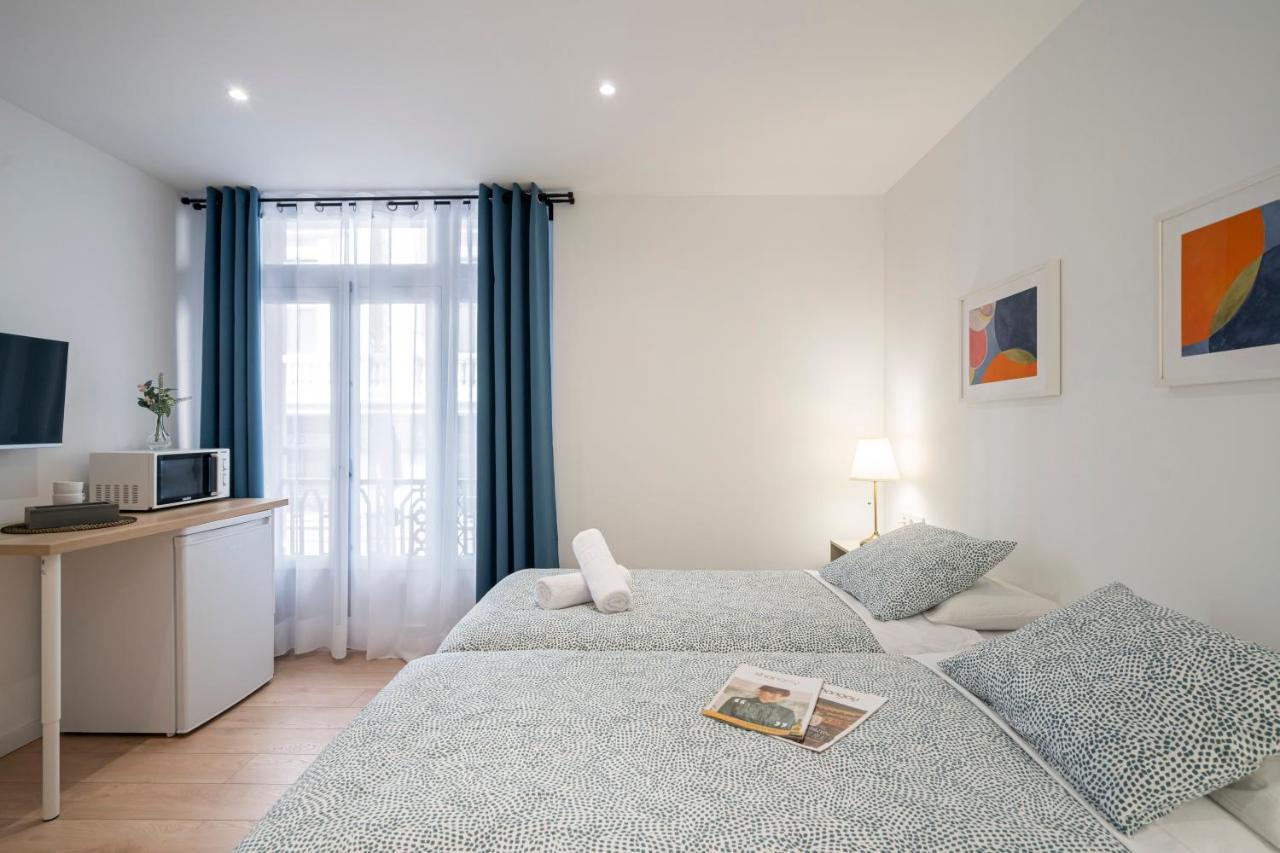 Room Plaza Espana Madrid Ngoại thất bức ảnh