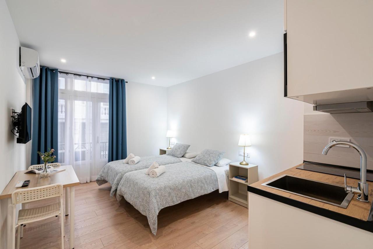 Room Plaza Espana Madrid Ngoại thất bức ảnh